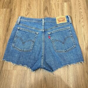 Levi's High Rise Shortie Denim Medium Wash Distressed Raw Hem Classic